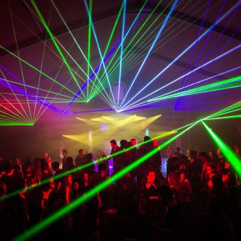 Lasertechnik im Festzelt